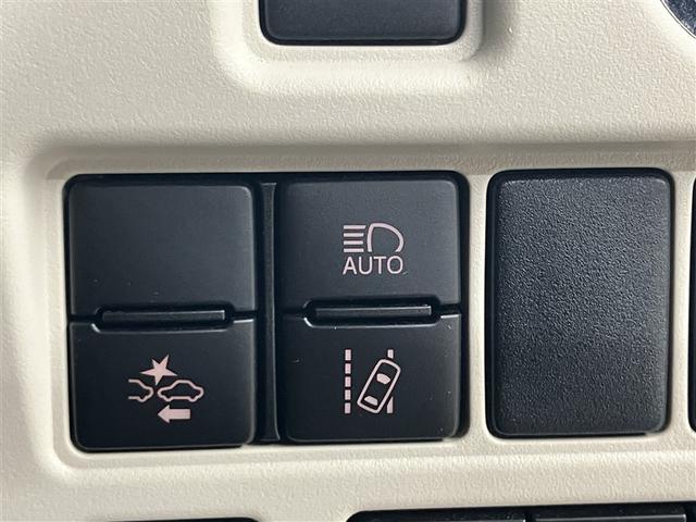 ノア Ｓｉ　ダブルバイビー　クルーズＣ　ブレーキサポート　エアコン　ウォークスルー　ＡＵＸ　ＬＥＤライト　ナビ＆ＴＶ　横滑防止装置　アルミホイール　パワーウインドウ　フルセグ　盗難防止　ＤＶＤ再生可　メモリーナビ　ドラレコ（13枚目）