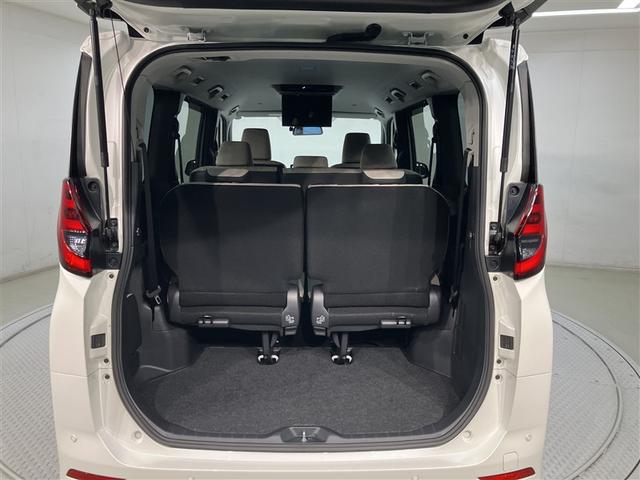 ノア Ｇ　衝突軽減ブレーキ　地上デジタル　ＬＥＤライト　アルミ　キーフリー　クルコン　試乗車　盗難防止装置　ＤＶＤ再生　横滑り防止　３列シート　メモリーナビ　Ｂカメラ　ミュージックプレイヤー接続可　ドラレコ（26枚目）