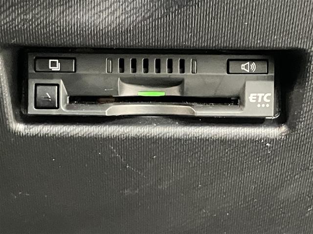 アクア Ｓスタイルブラック　ＡＵＸ端子　バックモニタ－　ナビＴＶ　イモビライザー　ＬＥＤライト　スマートキープッシュスタート　１オーナー　ＥＴＣ付き　Ｗエアバッグ　キーフリ　メモリーナビゲーション　ドラレコ付き　１セグ　ＡＢＳ（8枚目）