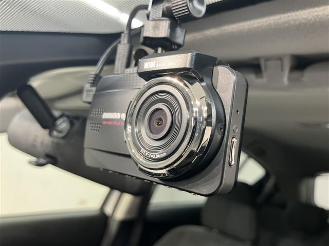 アクア Ｓスタイルブラック　ＡＵＸ端子　バックモニタ－　ナビＴＶ　イモビライザー　ＬＥＤライト　スマートキープッシュスタート　１オーナー　ＥＴＣ付き　Ｗエアバッグ　キーフリ　メモリーナビゲーション　ドラレコ付き　１セグ　ＡＢＳ（9枚目）