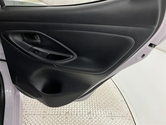 ヤリス G バックモニタ- 誤発進抑制機能 地デジフルセグTV ドライブレコーダ 1オーナー車 ナビ&TV スマートキー 盗難防止装置 横滑り防止機能 キーレス オートエアコン メモリーナビ ABS DVD再生(31枚目)