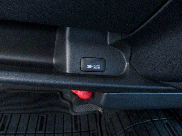 ハイエースバン ＤＸ　ＧＬパッケージ　ＳＤナビ　フルセグ　全方位パノラマカメラ　ＥＴＣ　マット　バイザー（10枚目）