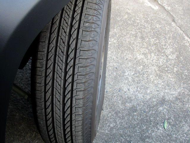 タイヤの山有ります