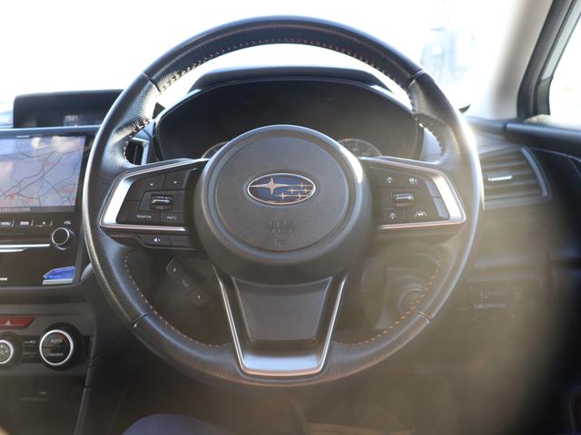 ＸＶ １．６ｉ－Ｌアイサイト　ＥＴＣ２．０　パナ８型ビルトナビ　バックカメラ　アイサイトＶｅｒ３搭載　ルーフレール　アドバンスドセイフティパッケージ　ステアリング連動ＬＥＤヘッドランプ　本革巻ステアリング＆セレクトレバー　キーレスアクセス＆プッシュスタートスイッチ（3枚目）