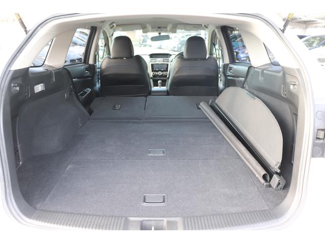 レヴォーグ １．６ＧＴ－Ｓ　アイサイト　カロッツェリアメモリーナビ　バックカメラ　　ＥＴＣ　　ＬＥＤヘッドライト　　フォグランプ　　キーレス＆プッシュスタート（16枚目）