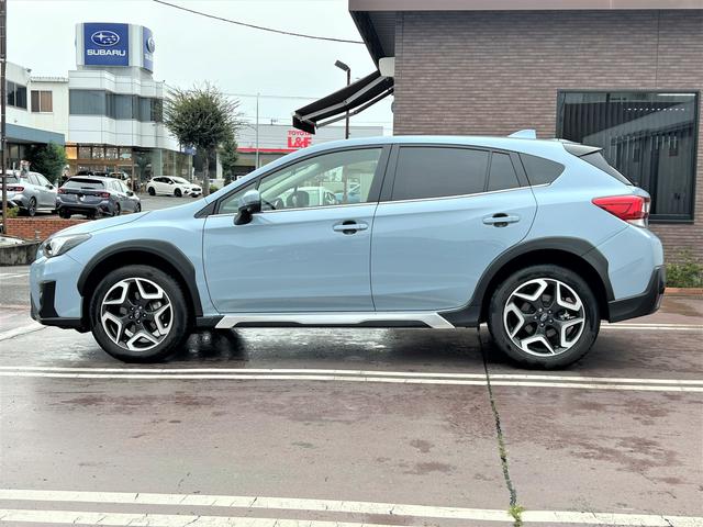 XV 2.0i-Sアイサイト 前席パワーシート ダイアトーンナビ アイサイトバージョン3搭載 前席パワーシート 後側方レーダー 誤後退ブレーキサポート ステアリング連動ヘッドライト&オートハイビーム サイド・バックカメラ ダイアトーンナビ ETC2.0(3枚目)