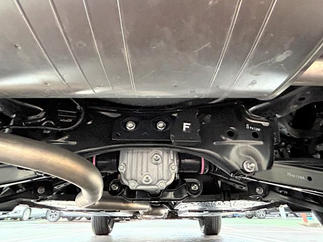 XV 2.0i-Sアイサイト 前席パワーシート ダイアトーンナビ アイサイトバージョン3搭載 前席パワーシート 後側方レーダー 誤後退ブレーキサポート ステアリング連動ヘッドライト&オートハイビーム サイド・バックカメラ ダイアトーンナビ ETC2.0(19枚目)