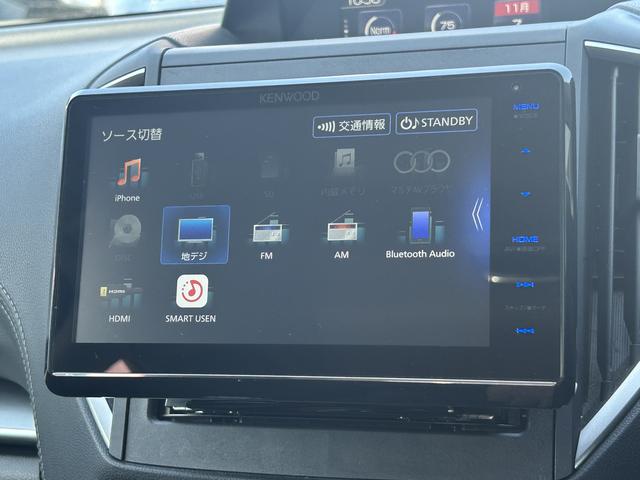 インプレッサスポーツ ２．０ｉ－Ｌ　ＥｙｅＳｉｇｈｔ　ケンウッドナビ　バックカメラ　アイサイトバージョン３　１７インチアルミ　本革巻きステアリング・シフトノブ　ステアリング連動ヘッドライト　ケンウッドナビ（ＭＤＶ－Ｓ８１１ＨＤＦ）　バックカメラ　ＥＴＣ（10枚目）