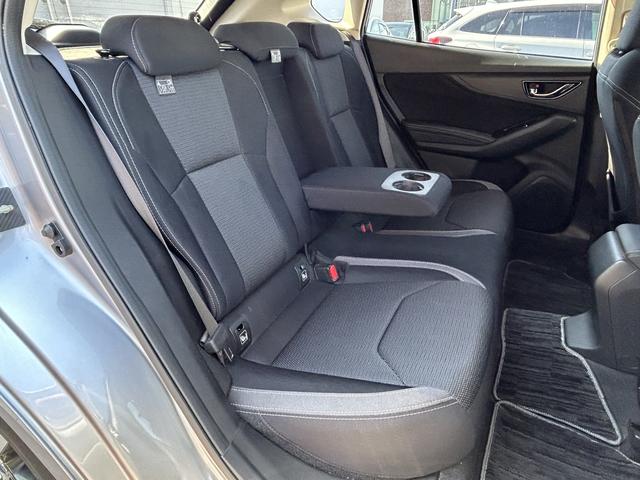 インプレッサスポーツ ２．０ｉ－Ｌ　ＥｙｅＳｉｇｈｔ　ケンウッドナビ　バックカメラ　アイサイトバージョン３　１７インチアルミ　本革巻きステアリング・シフトノブ　ステアリング連動ヘッドライト　ケンウッドナビ（ＭＤＶ－Ｓ８１１ＨＤＦ）　バックカメラ　ＥＴＣ（16枚目）