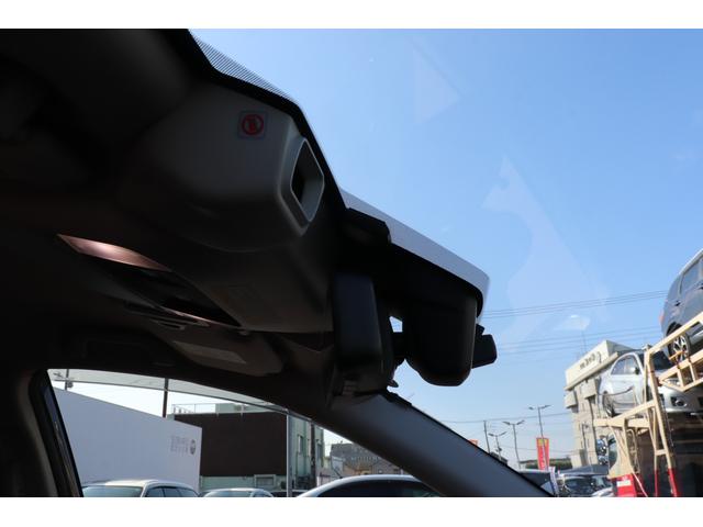 フォレスター プレミアム　パナソニックＳＤナビ　ルーフレール　パナソニックＳＤナビ　ＥＴＣ２．０　フロント・サイド・リヤカメラ　ＬＥＤヘッドライト　キーレス＆プッシュスタート　電動リヤゲート　オートライト（12枚目）