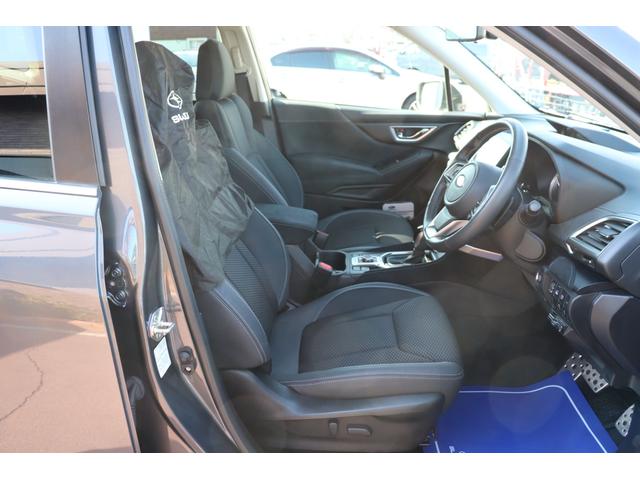 フォレスター プレミアム　パナソニックＳＤナビ　ルーフレール　パナソニックＳＤナビ　ＥＴＣ２．０　フロント・サイド・リヤカメラ　ＬＥＤヘッドライト　キーレス＆プッシュスタート　電動リヤゲート　オートライト（14枚目）