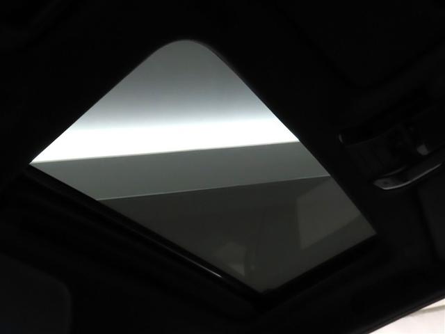 ランドクルーザー250 VX コネクティッドナビ 禁煙車 パノラミックビューモニター ムーンルーフ デジタルインナーミラー 本革シート 衝突被害軽減ブレーキ 踏み間違い防止 ブラインドスポットモニター ワンオーナー(5枚目)