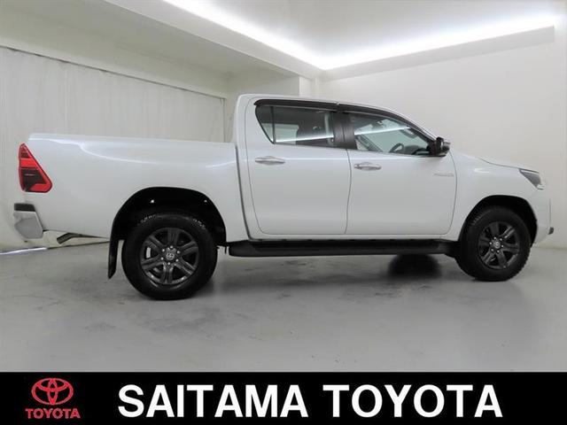 ハイラックス Ｚ　パノラミックビューモニター　クルーズコントロール　衝突被害軽減ブレーキ　バックモニター　スペアタイヤ　ＵＳＢ端子　ＥＴＣ　ＬＥＤヘッドライト　純正アルミホイール（4枚目）