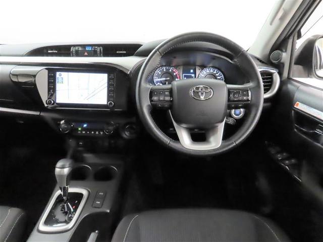 ハイラックス Ｚ　パノラミックビューモニター　クルーズコントロール　衝突被害軽減ブレーキ　バックモニター　スペアタイヤ　ＵＳＢ端子　ＥＴＣ　ＬＥＤヘッドライト　純正アルミホイール（8枚目）