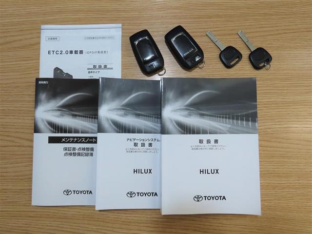 ハイラックス Ｚ　パノラミックビューモニター　クルーズコントロール　衝突被害軽減ブレーキ　バックモニター　スペアタイヤ　ＵＳＢ端子　ＥＴＣ　ＬＥＤヘッドライト　純正アルミホイール（39枚目）