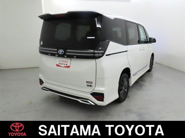 ヴォクシー ハイブリッドS-G モデリスタ製フルエアロ メモリーナビ フルセグTV CDDVD再生 後席モニター パノラミックビューモニター 両側電動スライドドア 衝突回避軽減ブレーキ 踏み間違い制御装置 オートハイビーム(9枚目)