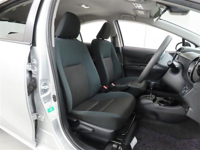 ホールド感のある座り心地のいいシートです。ぜひ座ってみてください。