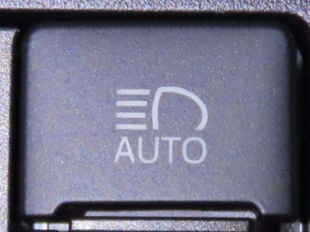 エスクァイア ハイブリッドGiプレミアムパッケジブラックテーラード(15枚目)