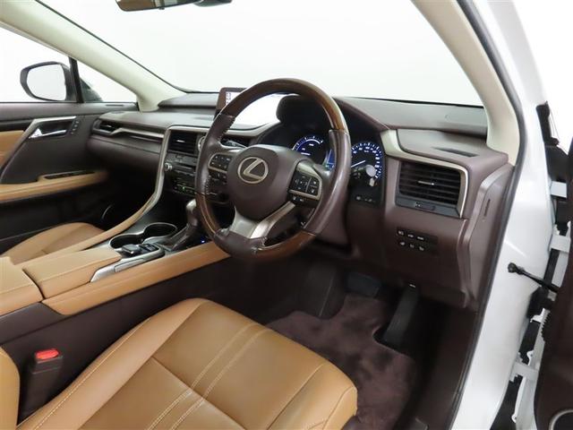 RX RX450hL 7人乗り 後席モニター ムーンルーフ ブラインドスポットモニター シートヒーター・ベンチレーター 踏み間違い加速抑制機 衝突被害軽減ブレーキ 車線逸脱警報(11枚目)