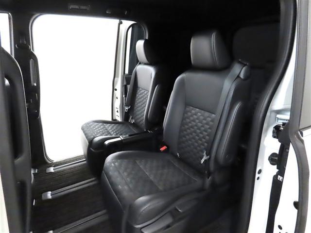 ヴォクシー Ｓ－Ｚ　後席モニター　パワーバックドア　ＣＤ／ＤＶＤデッキ　デジタルインナーミラー　衝突被害軽減ブレーキ　踏み間違い防止クリアランスソナーコネクティッドナビＰｌｕｓ　Ｂｌｕｅｔｏｏｔｈ　ＨＤＭＩ入力端子　禁煙（32枚目）