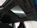 メーカーオプションのチルト&スライドムーンルーフを装備しております。