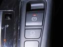 電動パーキングブレーキを装備しております。