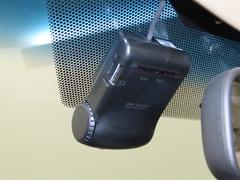 �ȥ西�����ɥ饤�֥쥳���������������Ƥ���ޤ����������ΤϤ����ͼ��ۤȤʤ�ޤ��� 4