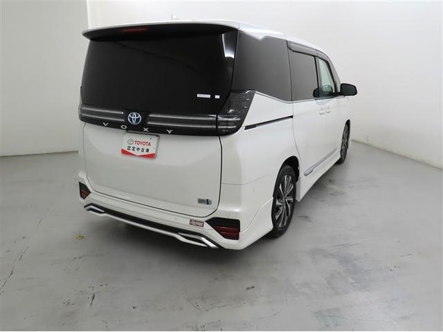 ヴォクシー ハイブリッドS-Z ディスプレイオーディオ 後席ディスプレイ パノラミックビューモニター リヤオートエアコン ナビ連動ETC2.0 CD/DVDデッキ オートマチックハイビーム ステアリングスイッチ LEDヘッドランプ(5枚目)