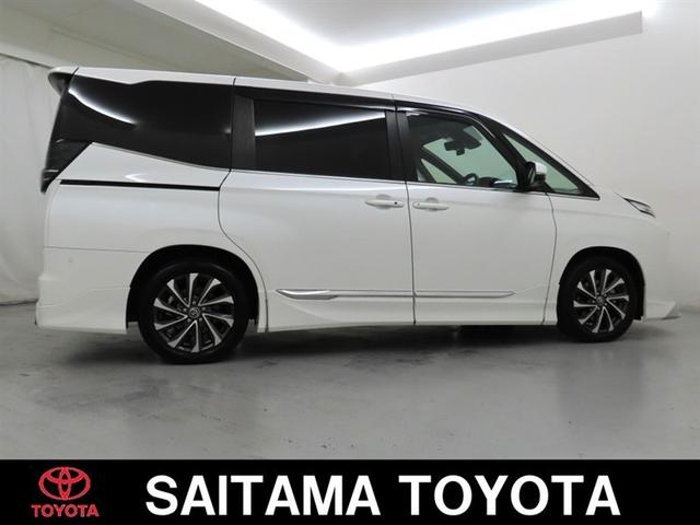 ヴォクシー ハイブリッドS-Z ディスプレイオーディオ 後席ディスプレイ パノラミックビューモニター リヤオートエアコン ナビ連動ETC2.0 CD/DVDデッキ オートマチックハイビーム ステアリングスイッチ LEDヘッドランプ(12枚目)