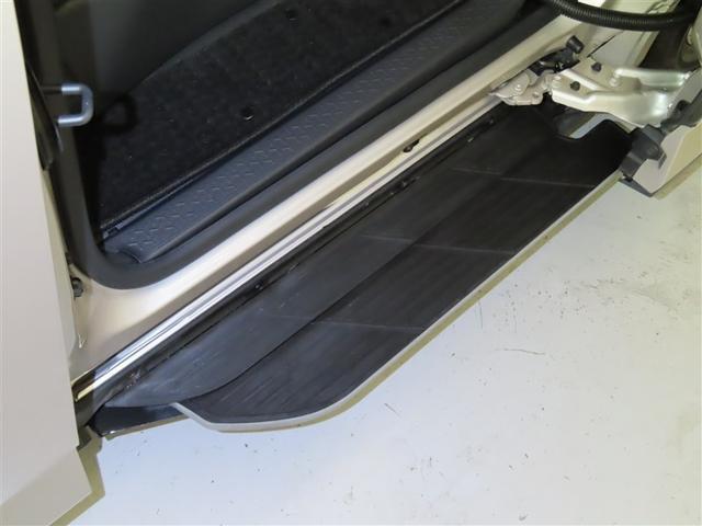 ノア Z 前席・2列目シートヒーター ステアリングヒーター ディスプレイオーディオ ナビ連動ETC2.0 USB入力端子 ユニバーサルステップ パワーバックドア デジタルインナーミラー リヤオートエアコン(18枚目)