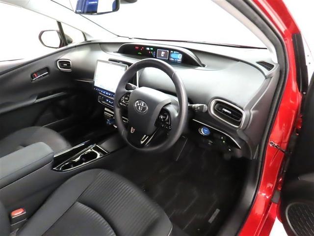 プリウスPHV Sセーフティパッケージ ソーラーパネル付 ブラインドスポットモニター パノラミックビューモニター 衝突回避被害軽減ブレーキ ペダル踏み違い 車線免脱 SDナビ フルセグ メディヤプレーヤー接続 AC100電源 ETC(8枚目)