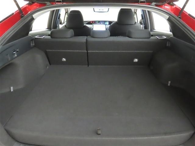 プリウスPHV Sセーフティパッケージ ソーラーパネル付 ブラインドスポットモニター パノラミックビューモニター 衝突回避被害軽減ブレーキ ペダル踏み違い 車線免脱 SDナビ フルセグ メディヤプレーヤー接続 AC100電源 ETC(32枚目)