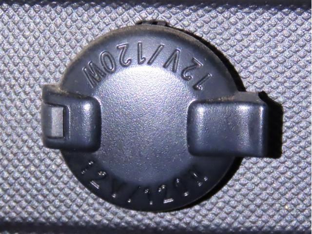 エスティマ アエラス　パイオニア製楽ナビ　バックモニター　ＥＴＣ　ステアリングスイッチ　ＣＤ／ＤＶＤ再生　Ｂｌｕｅｔｏｏｔｈオーディオ　オートエアコン　クルーズコントロール　ＨＩＤヘッドランプ　フォグランプ（21枚目）