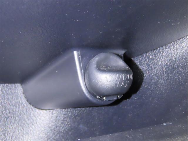 シエンタ Ｇ　衝突回避被害軽減ブレーキ　車線免脱　先進ライト　メモリーナビ＋フルセグＴＶ　バックモニター　ＣＤ＆ＤＶＤ再生　両側電動スライドドア　　　スマートキー　アイドリングストップ　ＥＴＣ（22枚目）