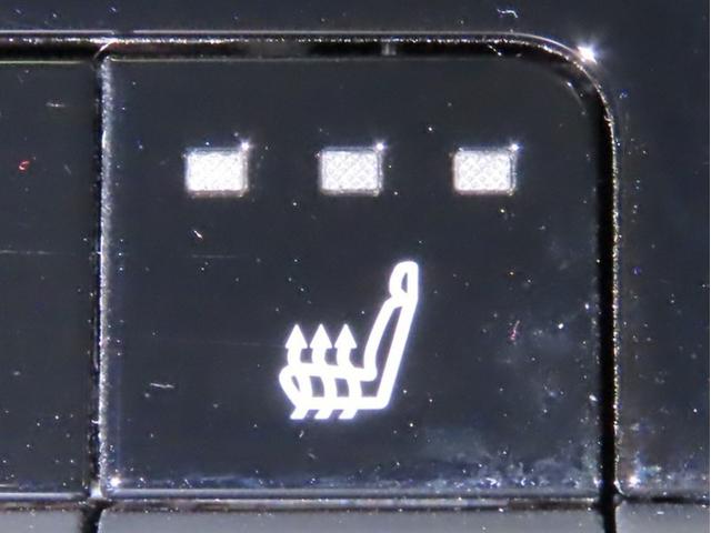 プリウス G Bluetooth対応ディスプレイオーディオ パノラミックビュー(全周囲)モニター ナビ連動式2.0ETC 衝突回避軽減ブレーキ シートヒーター 純正19インチアルミホイール(3枚目)