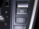 電動パーキングブレーキを装備しています。