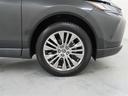 装着タイヤサイズは、225/55R19です。