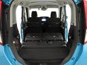 後席を格納すると大きな荷室空間がうまれます。ぜひ現車でご確認ください。