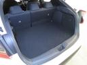後席使用時でも、十分な荷室空間を確保しております。