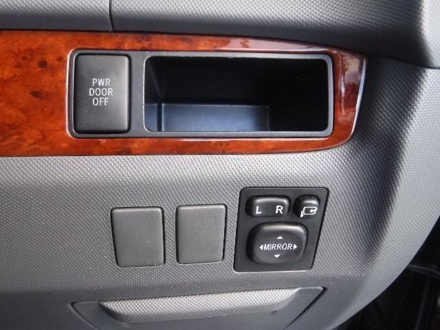 エスティマ トヨタ 2 4アエラス gエディション トヨタ純正ナビ bluetooth接続 後席モニター オートクルーズ バックモニター hidライト etc 埼玉県 2 4アエラス gエディション トヨタ純正ナビ bluetooth接続 後席モニター オート