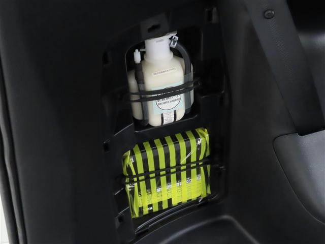 エスクァイア ハイブリッドＧｉ　トヨタ純正ナビ装着　９インチナビ　Ｂｌｕｅｔｏｏｔｈ機能搭載　ＥＴＣ装着車両　シートヒーター装着　ドライブレコーダー装着　両側パワースライドドア装着（38枚目）