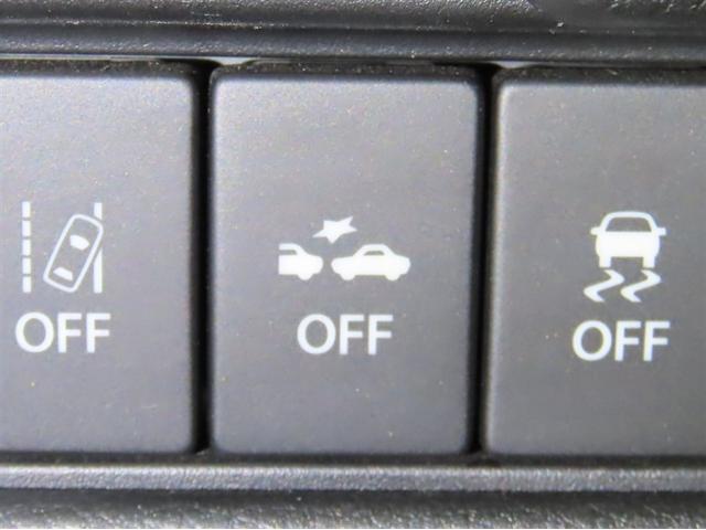 スペーシアギア ハイブリッドＸＺ　両側パワースライドドア／前席Ｄ・Ｐ席シートヒーター／ＬＥＤヘッドライト／純正ＤＯＰナビ・バックカメラ／サイドバイザー／スマートキー２個（11枚目）