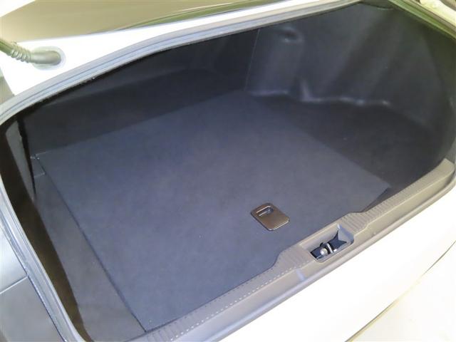 クラウン ＲＳ　アドバンス　禁煙車／整備記録簿・定期点検記載有／ＢＳ　ＲＥＧＮＯ装着／ムーンルーフ／シートヒーター・ベンチレーション／シートメモリー／スマートキー２個／ＴＳＳ（対車両・歩行者）／ＩＣＳ／ＥＴＣ２．０（33枚目）