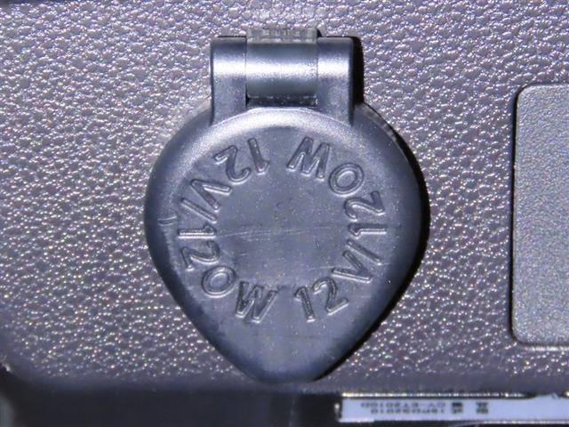 パワーアウトレットを装備しております。