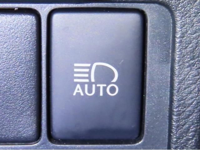 ＩＳ ＩＳ２００ｔ　Ｆスポーツ　メーカー装着ＳＤナビ　純正ドラレコ　Ｂｌｕｅｔｏｏｔｈ接続　ＵＳＢ端子　ＣＤＤＶＤ再生　ブルーレイ再生　バックガイドモニター　クリアランスソナー　前席シートヒーターベンチレーション　ＥＴＣ２．０（17枚目）