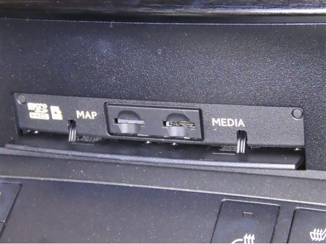 ＩＳ ＩＳ２００ｔ　Ｆスポーツ　メーカー装着ＳＤナビ　純正ドラレコ　Ｂｌｕｅｔｏｏｔｈ接続　ＵＳＢ端子　ＣＤＤＶＤ再生　ブルーレイ再生　バックガイドモニター　クリアランスソナー　前席シートヒーターベンチレーション　ＥＴＣ２．０（28枚目）