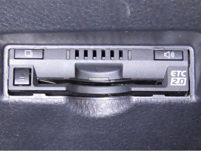 C-HR G モデリスタフルエアロ付き トヨタ純正ナビ装着 バックガイドモニター付き Bluetooth機能搭載 シートヒーター装着 トヨタセーフティセンス搭載 スペアタイヤ装着(19枚目)