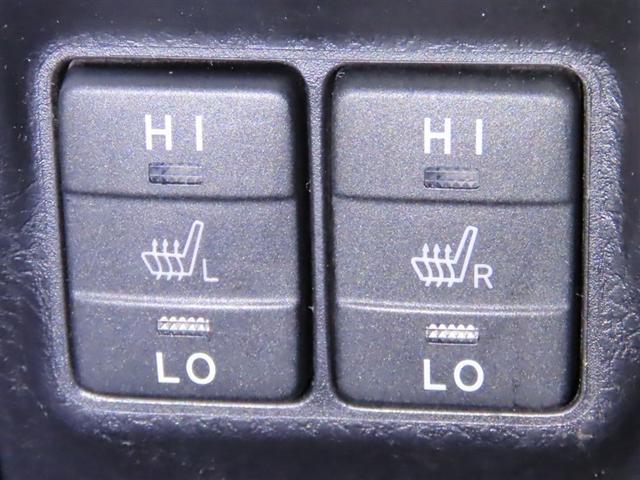 エスクァイア Gi プレミアムパッケージ ブラックテーラード SDナビ 後席モニター ドラレコ Bluetooth接続 CDDVD再生 前席シートヒーター ステアリングヒーター クルーズコントロール リヤエアコン(3枚目)