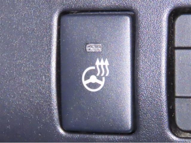 エスクァイア Gi プレミアムパッケージ ブラックテーラード SDナビ 後席モニター ドラレコ Bluetooth接続 CDDVD再生 前席シートヒーター ステアリングヒーター クルーズコントロール リヤエアコン(4枚目)