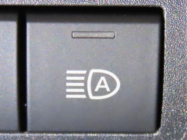 ヤリス ハイブリッドZ トヨタ純正ナビ装着 メーカーナビ装着 Bluetooth機能搭載 ETC2.0車載器 ステアリングヒーター装着 トヨタセーフティセンス搭載 パノラミックビューモニター装備(14枚目)